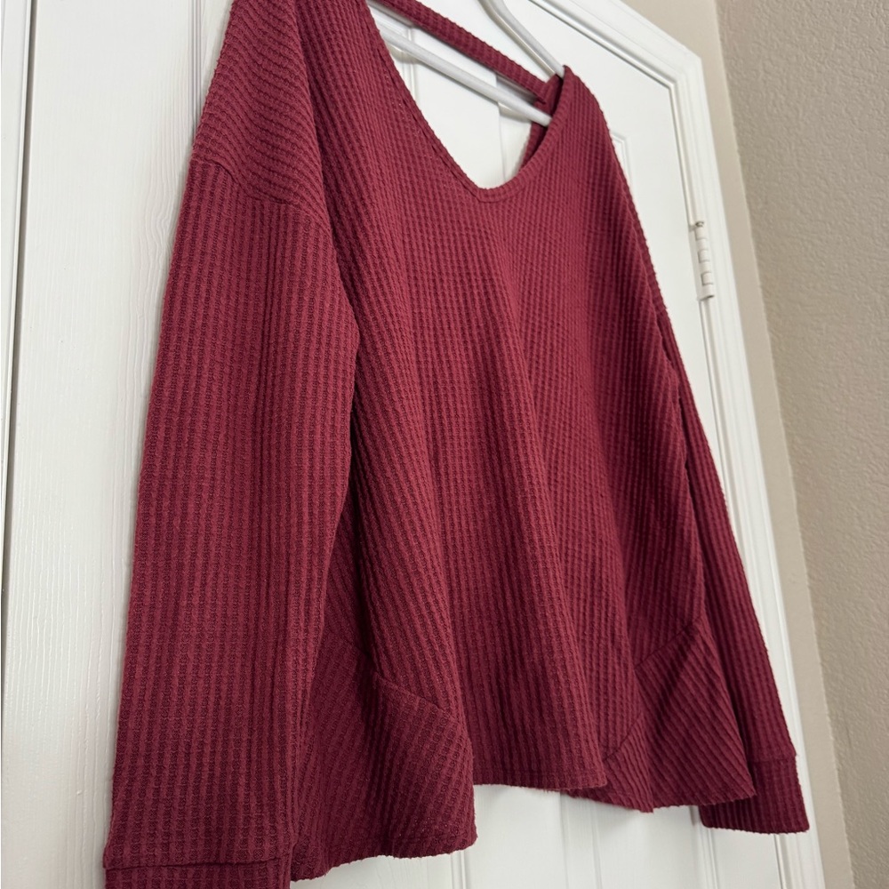 ❌SOLD ON DEPOP❌ American Eagle Outfitters Maroon Waffle Knit Sweater
